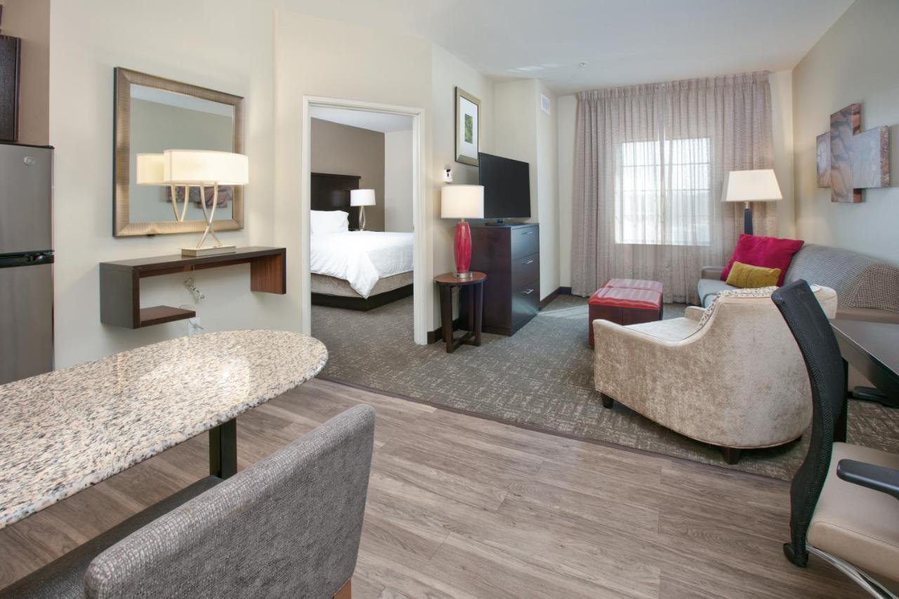 Staybridge Suites Plano - Richardson Area By Ihg Εξωτερικό φωτογραφία